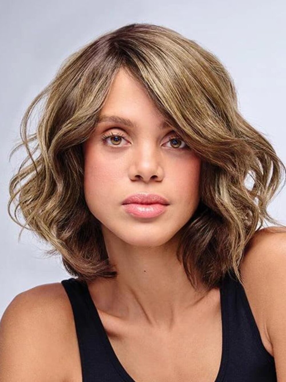 AU NATUREL WAVES TOPPER SS16/21 Rooted Glazed Sand